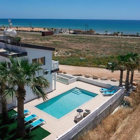 Villa Suncity Boutique Beachfront アヤナパ エクステリア 写真